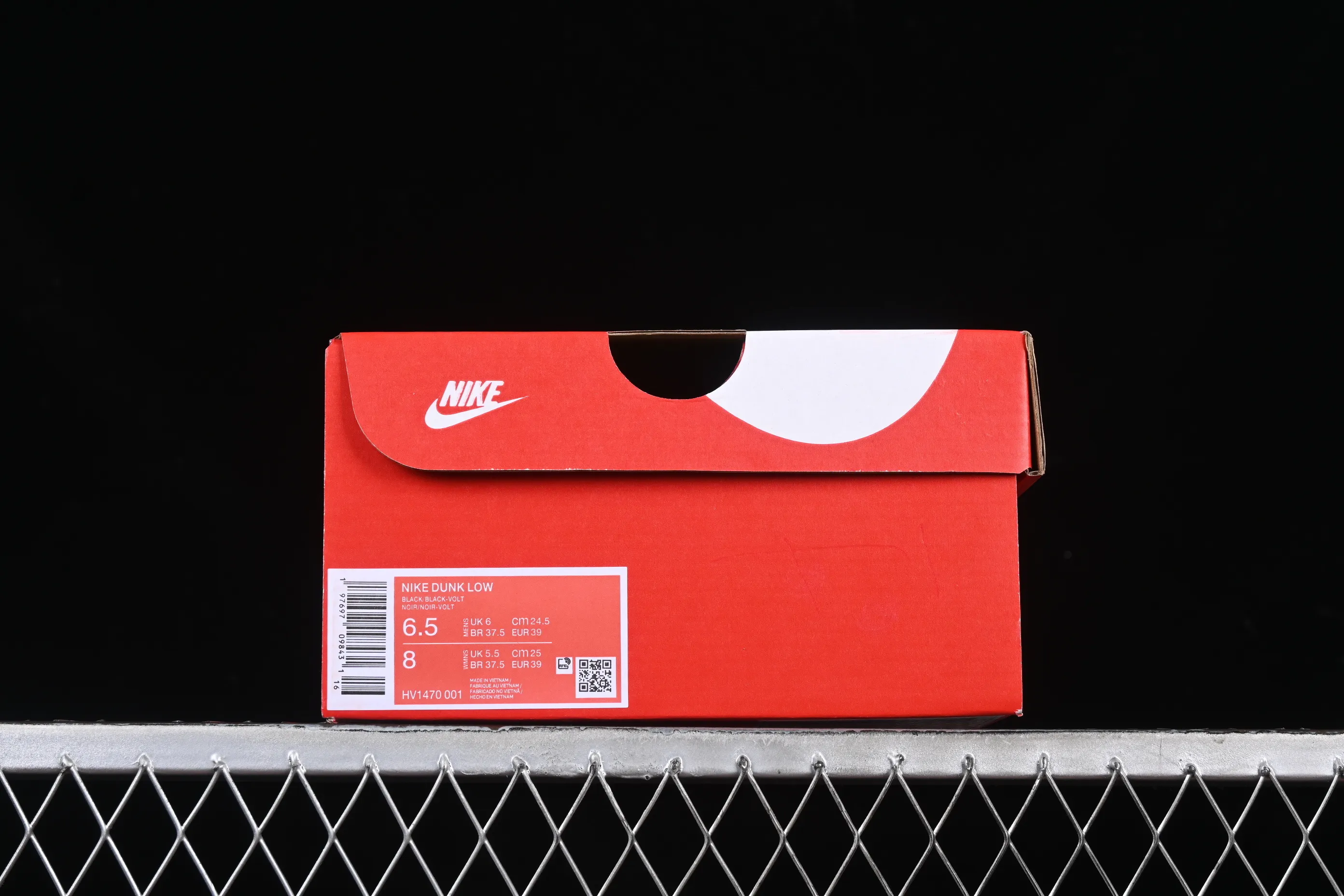 All categories Nk SB Dunk Series Nk SB Dunk Low low-top sneakers Division Street x Nk Dunk Low "Oregon Black" Oregon hidden color low-top casual sneakers HV1470-001